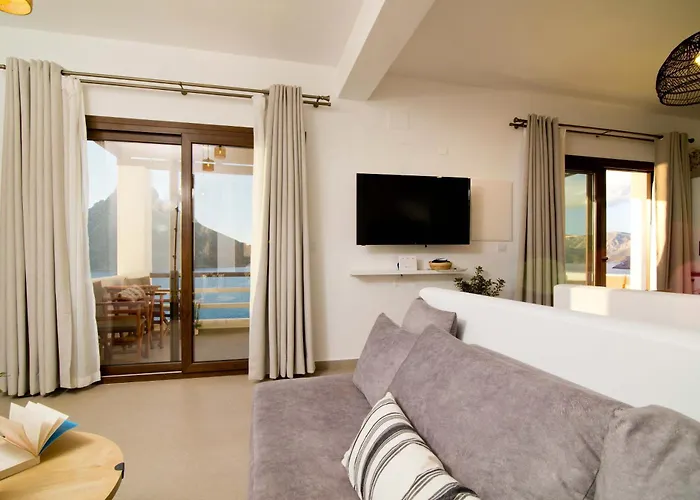 Katerina - Between Sea & Mountain *