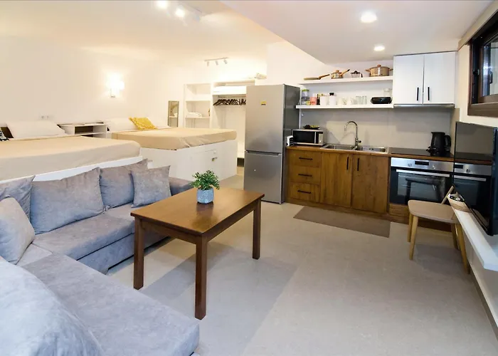 Villa Katerina - Between Sea & Mountain Myrties