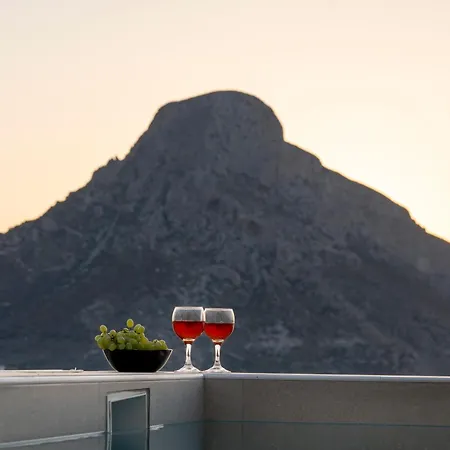 Villa Katerina - Between Sea & Mountain Myrties