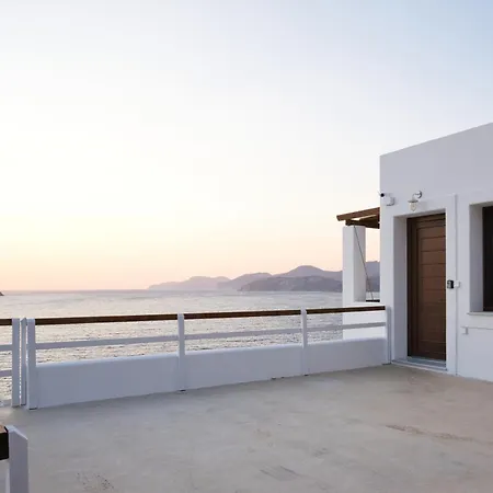 Katerina - Between Sea & Mountain Миртеа